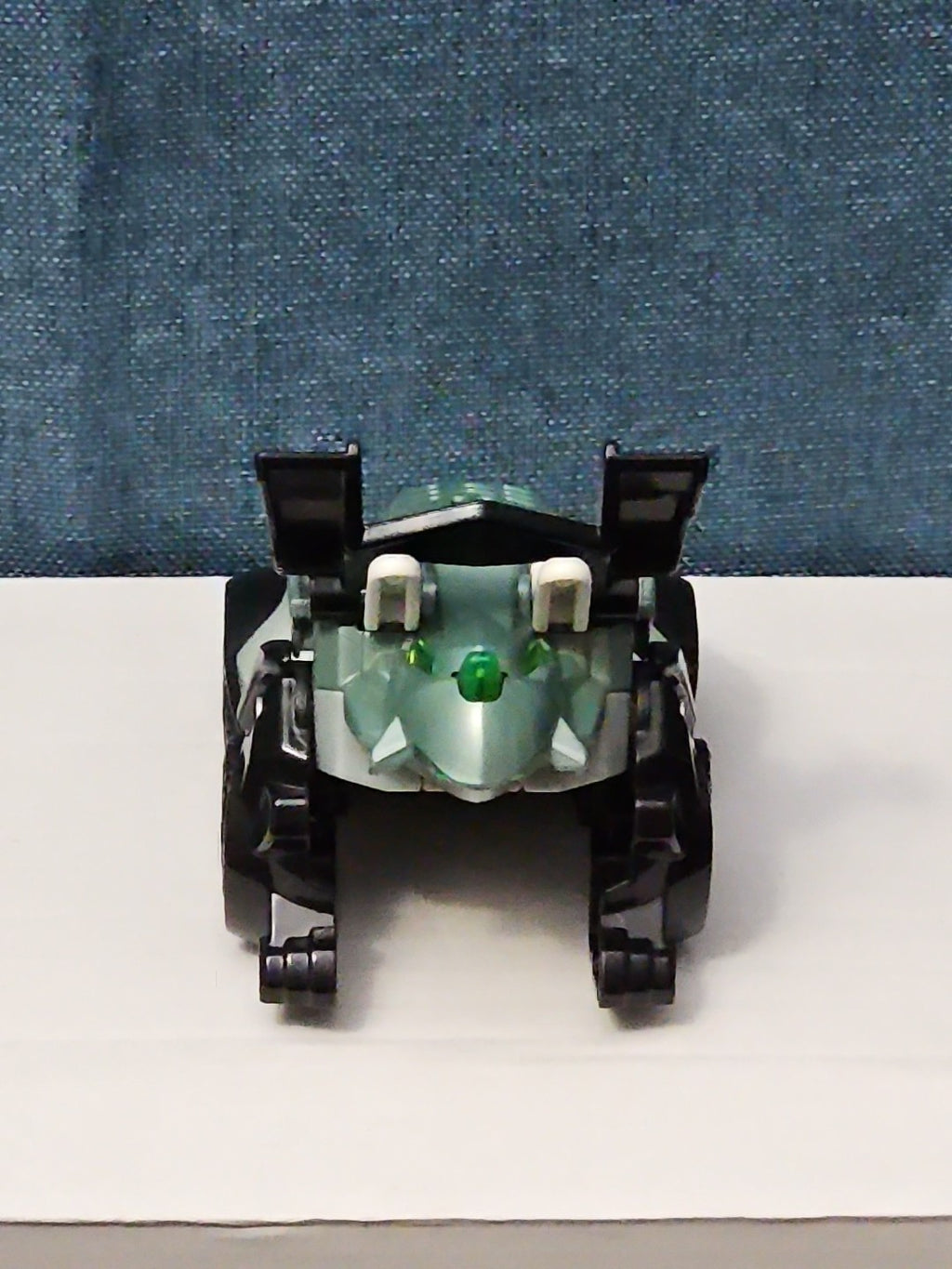 VTech Switch & Go Dinos Turbo Triceratops Transforming Race Car | Friction Motor