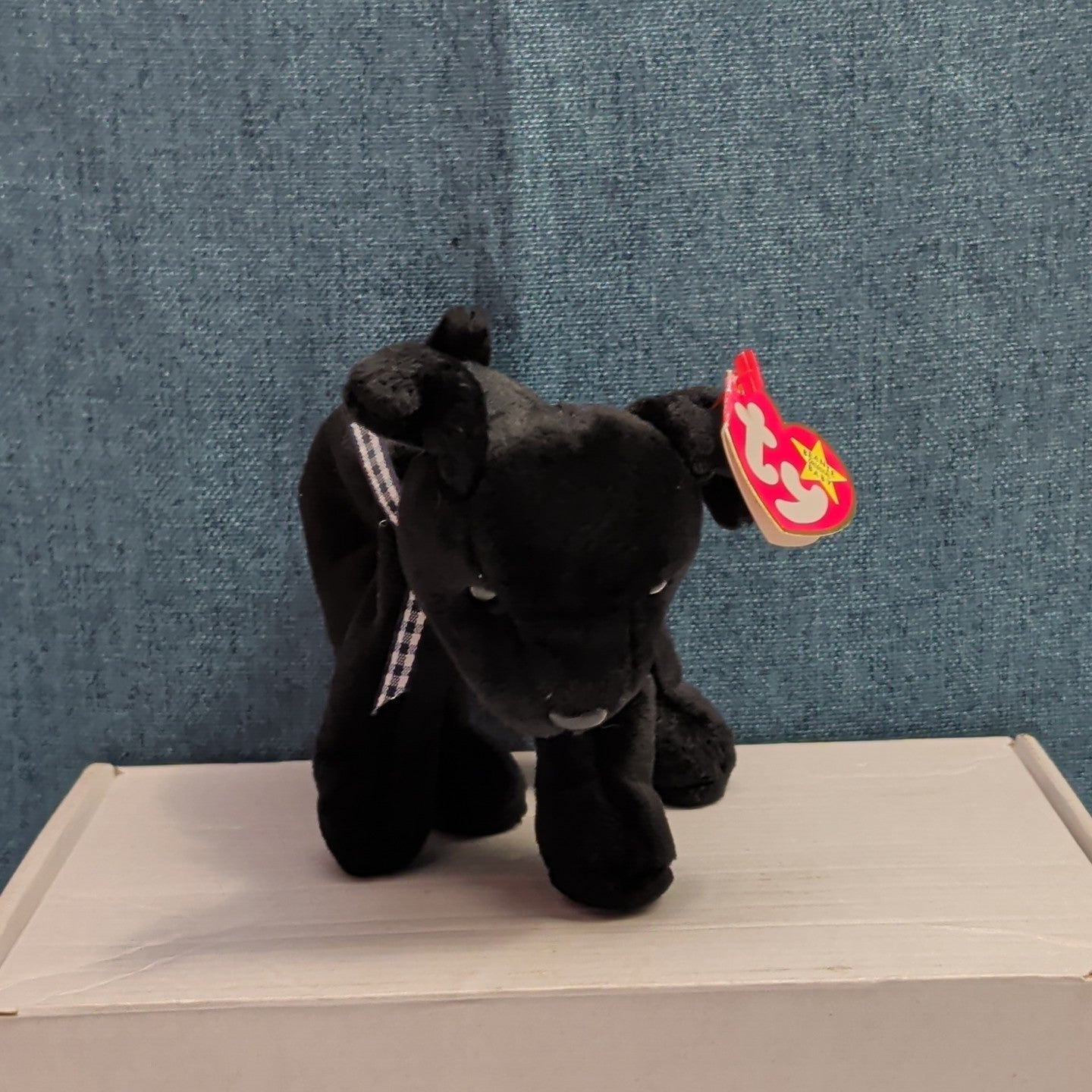 Ty Beanie Baby Luke the Black Labrador Retired 1999 WMT Holographic Tag Vintage