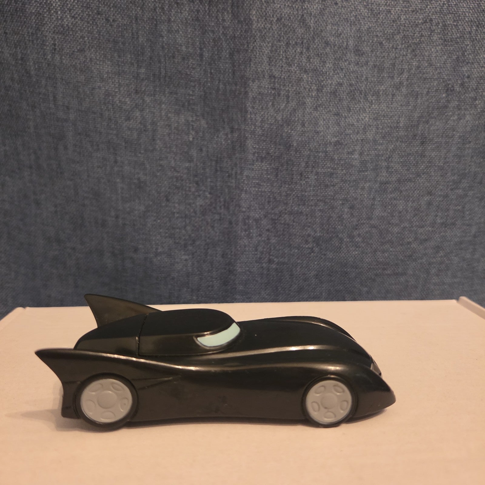 Batmobile 1999 DC Comics Jack In The Box Restaurant Friction Pull Back Toy Car