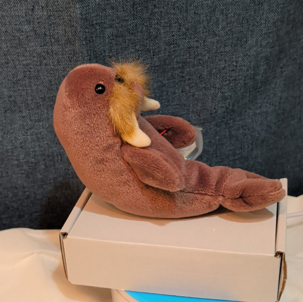 Ty Beanie Baby Jolly the Walrus 1996 Vintage Plush