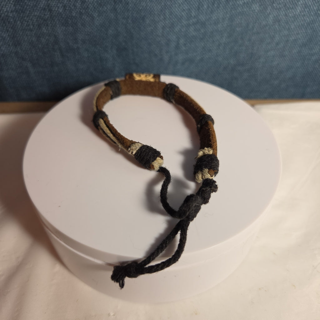 Boho Tribal Leather Cord Bracelet Carved Bead Unisex