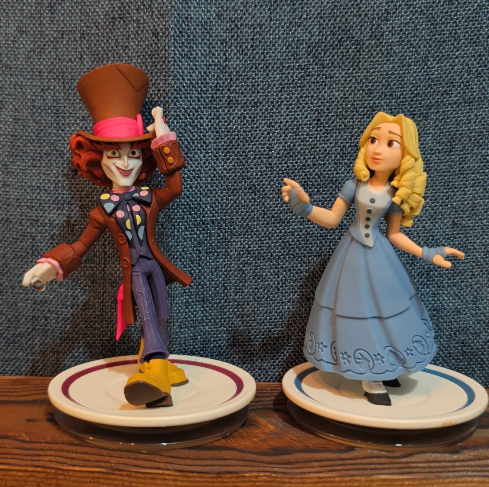 Disney Infinity 3.0 Alice & Mad Hatter Alice in Wonderland Character Figures Set