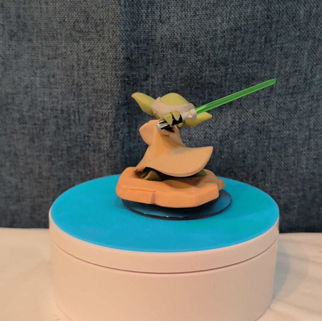 Disney Infinity Yoda Star Wars PVC Figure Loose PreOwned INF-1000202