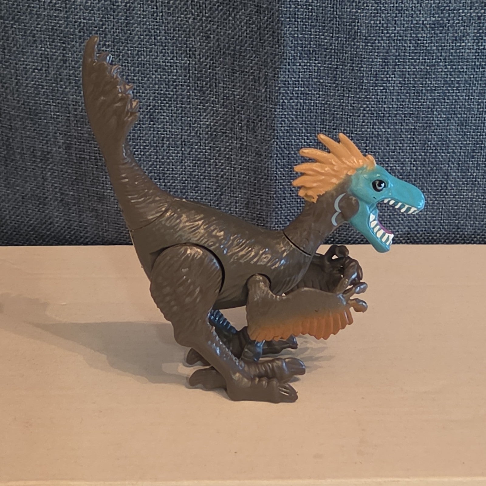 Animal Planet Dino Tower Replacement Raptor Figure Feathered Blue Face Toy