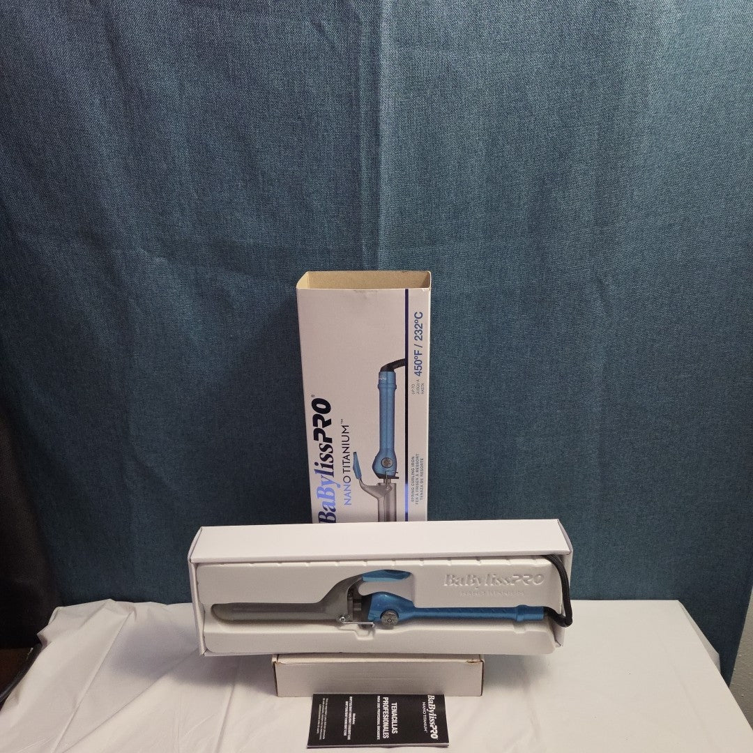 BaBylissPRO Nano Titanium 1.25" Curling Iron BNT125S New Open Box Professional