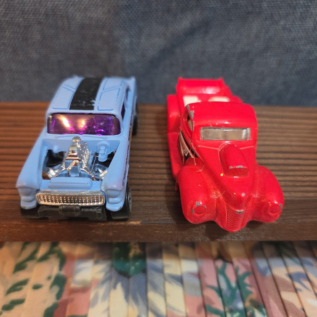Hot Wheels Lot 2 Diecast Cars 1998 2012 Blue 55 Chevy Red Pickup Truck