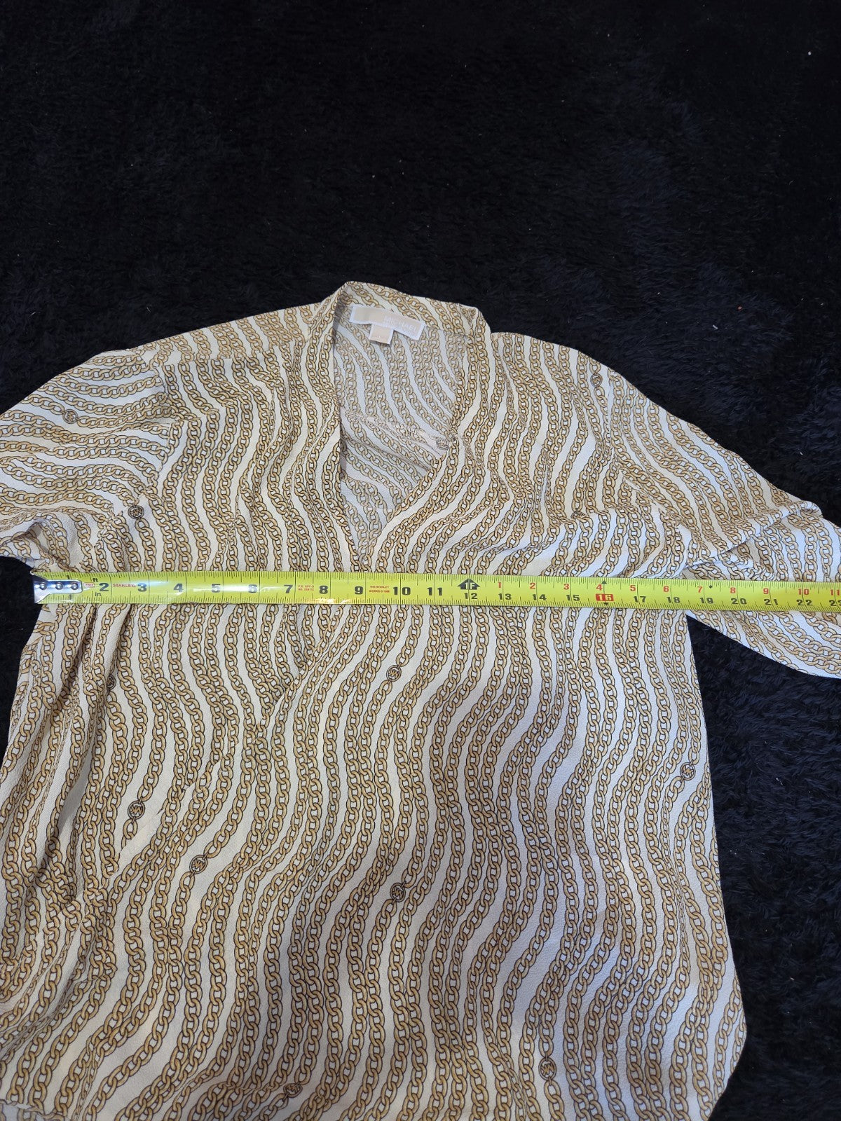 Michael Kors Blouse Gold Chain Link Print Wrap V-Neck Stretch Top L Gently Used
