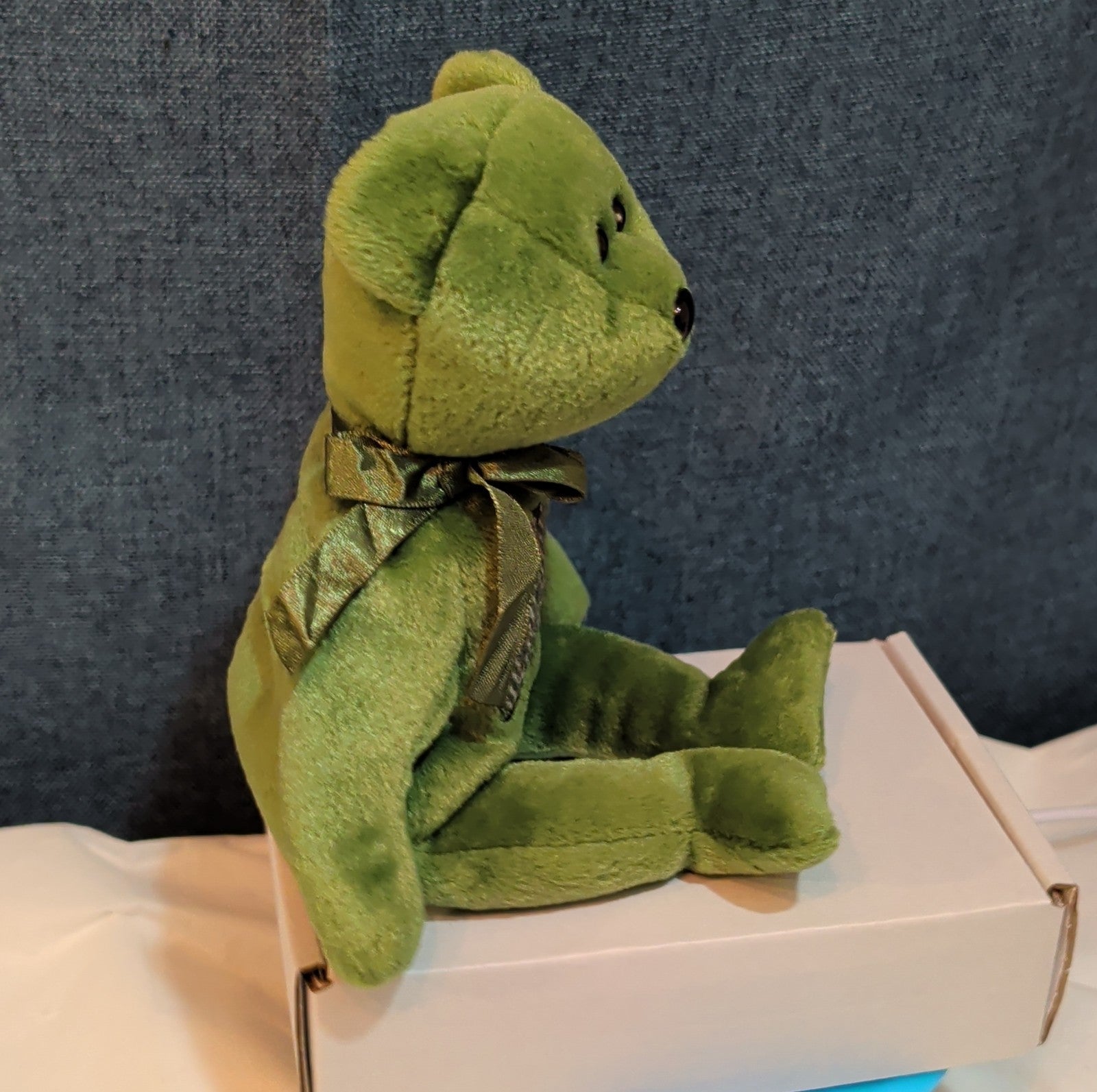 Ty Beanie Baby 2.0 Luckier the Irish Bear Green Shamrock 8" Plush