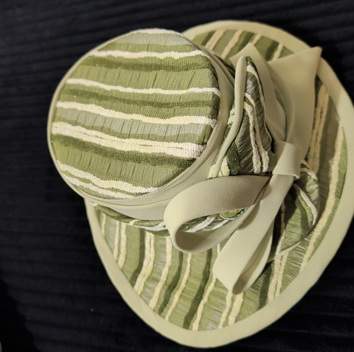 Carissimo Green Striped Wide Brim Church Derby Hat Bow Ribbon Vintage