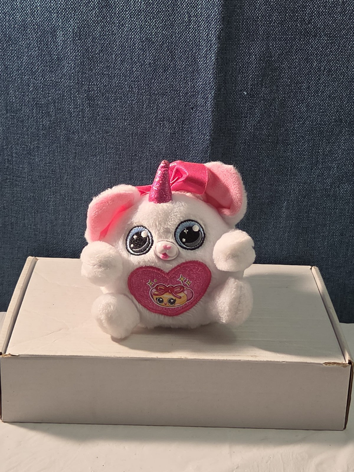 ZURU Rainbocorn Puppycorn Penny the Pug 5" Plush White Pink Bow Glitter Horn