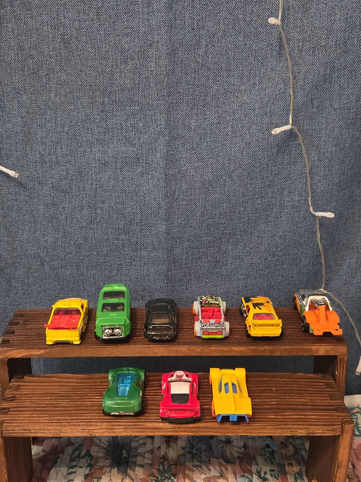 Hot Wheels Lot of 9 Assorted Die-Cast Race Cars 2000s Vibe