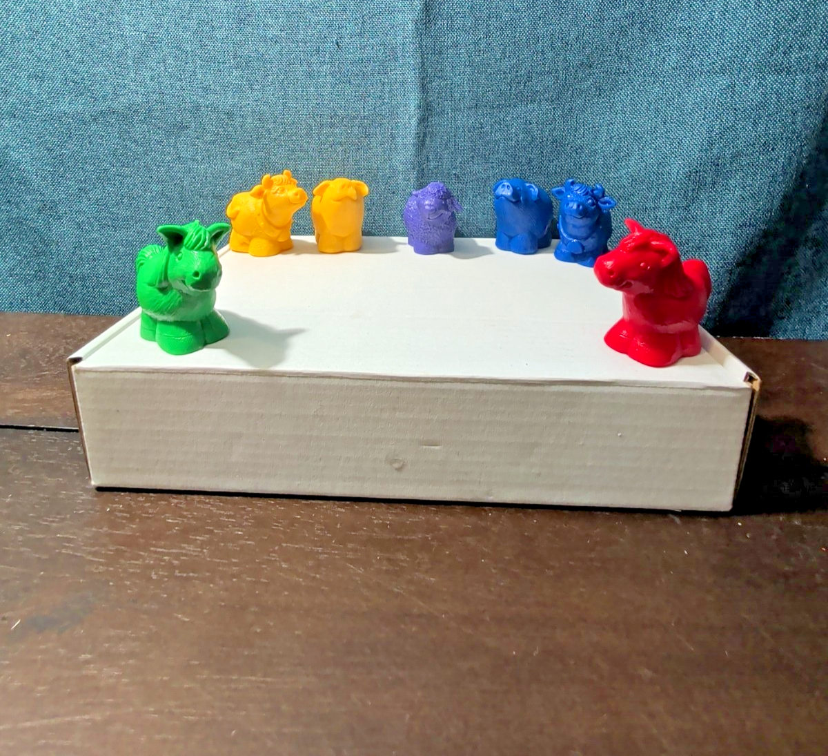 Learning Resources Friendly Farm Animal Counters | Set of 7 Rubber Figures