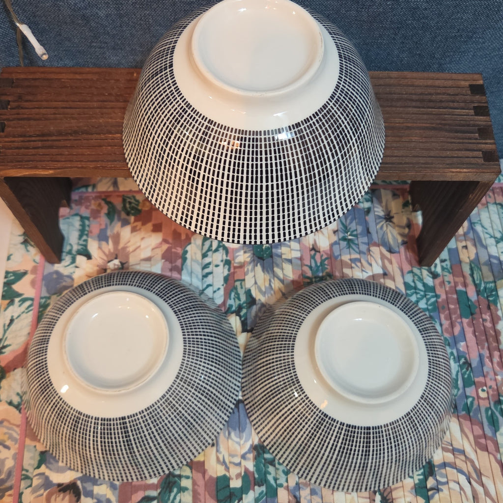 Royal Norfolk Set 3 Ceramic Bowls 6" Black White Dashed Swirl