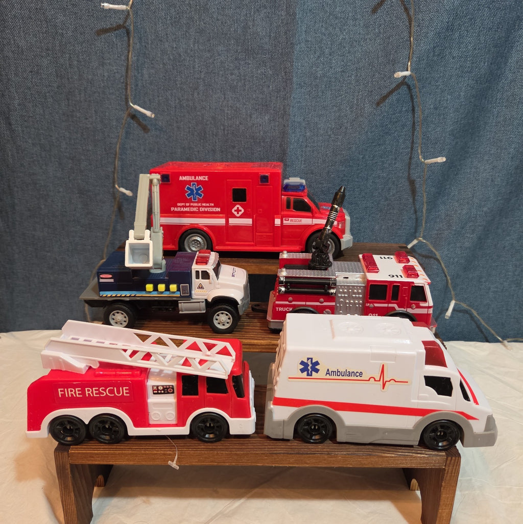 Unbranded Fire Rescue Ambulance Truck Lot 5 Plastic Toy Vehicles