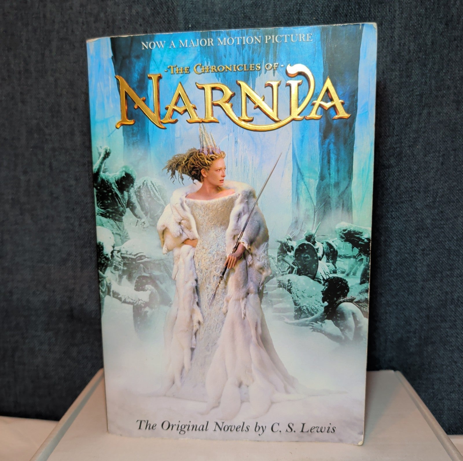 The Chronicles of Narnia Complete 7 Book Omnibus Paperback C.S. Lewis 2005