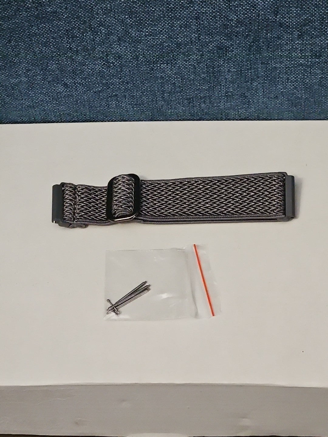 Fitbit Versa 1 / 2 / Lite Watch Band | Stretchy Elastic Nylon Strap | Dark Grey