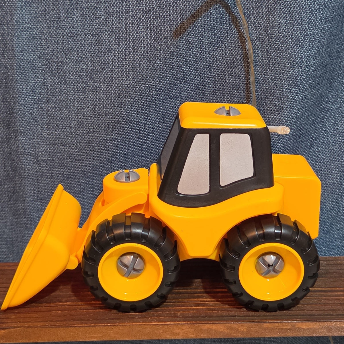 Union Labor Construction Tractor Front Loader Take Apart STEM Toy