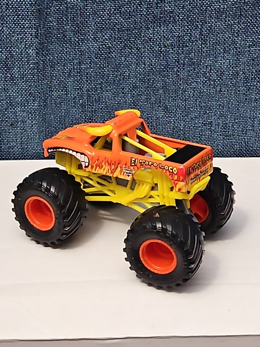 Hot Wheels El Toro Loco Monster Truck | Orange Crazy Bull | 1:64 Scale