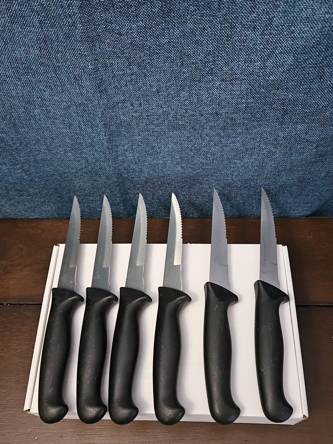6 Gibson Steak Knives | 4.5" Serrated Stainless Steel | Wood Storage Block Tray