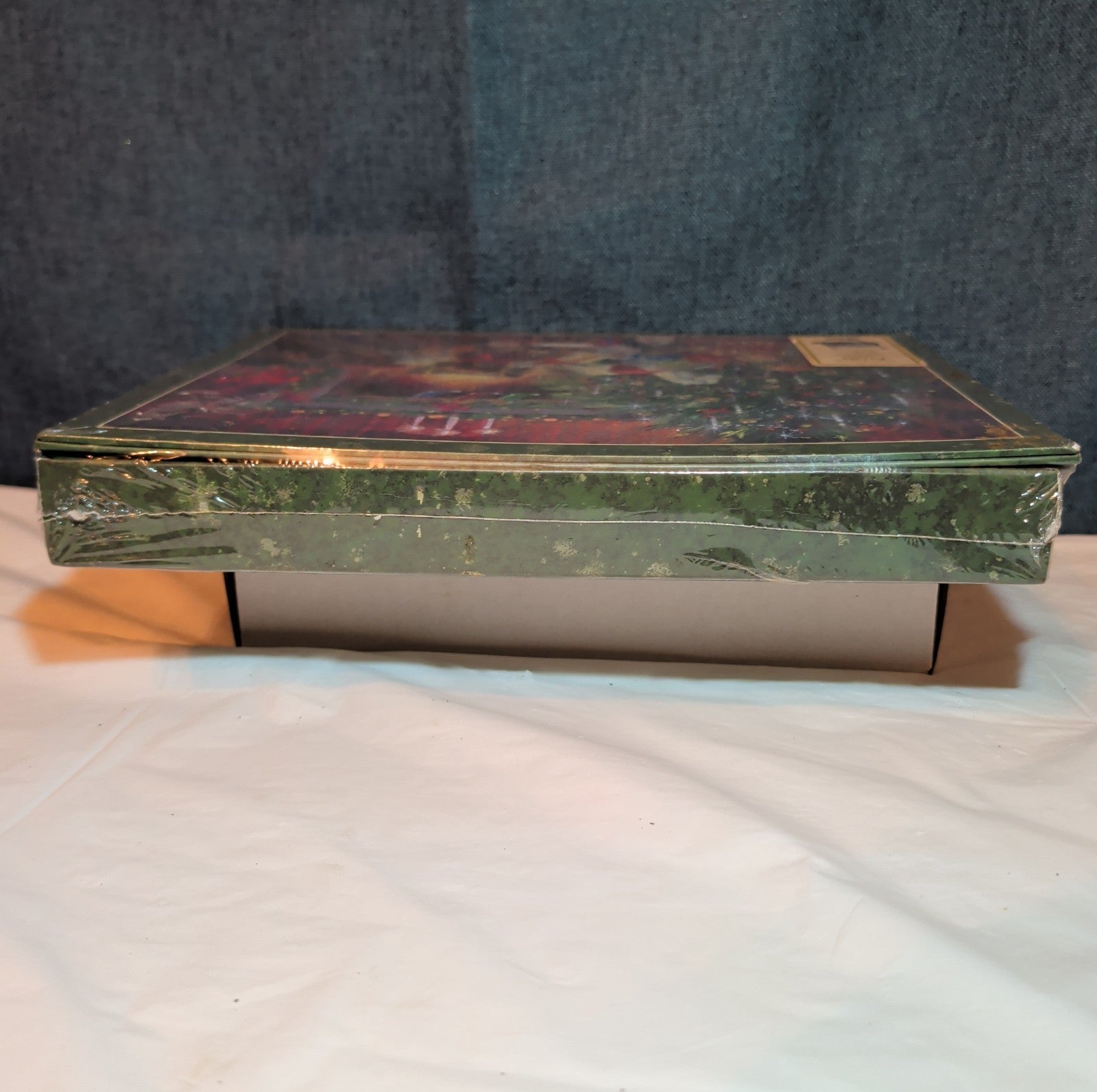 Vintage Lang Christmas Puzzle 500 pc Factory Sealed New Pop Up Easel Box 1982