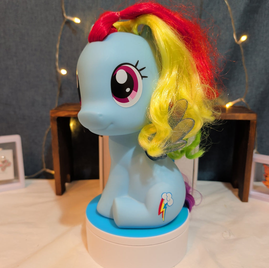 Hasbro My Little Pony Rainbow Dash 9" Glitter Wings Sitting 2018