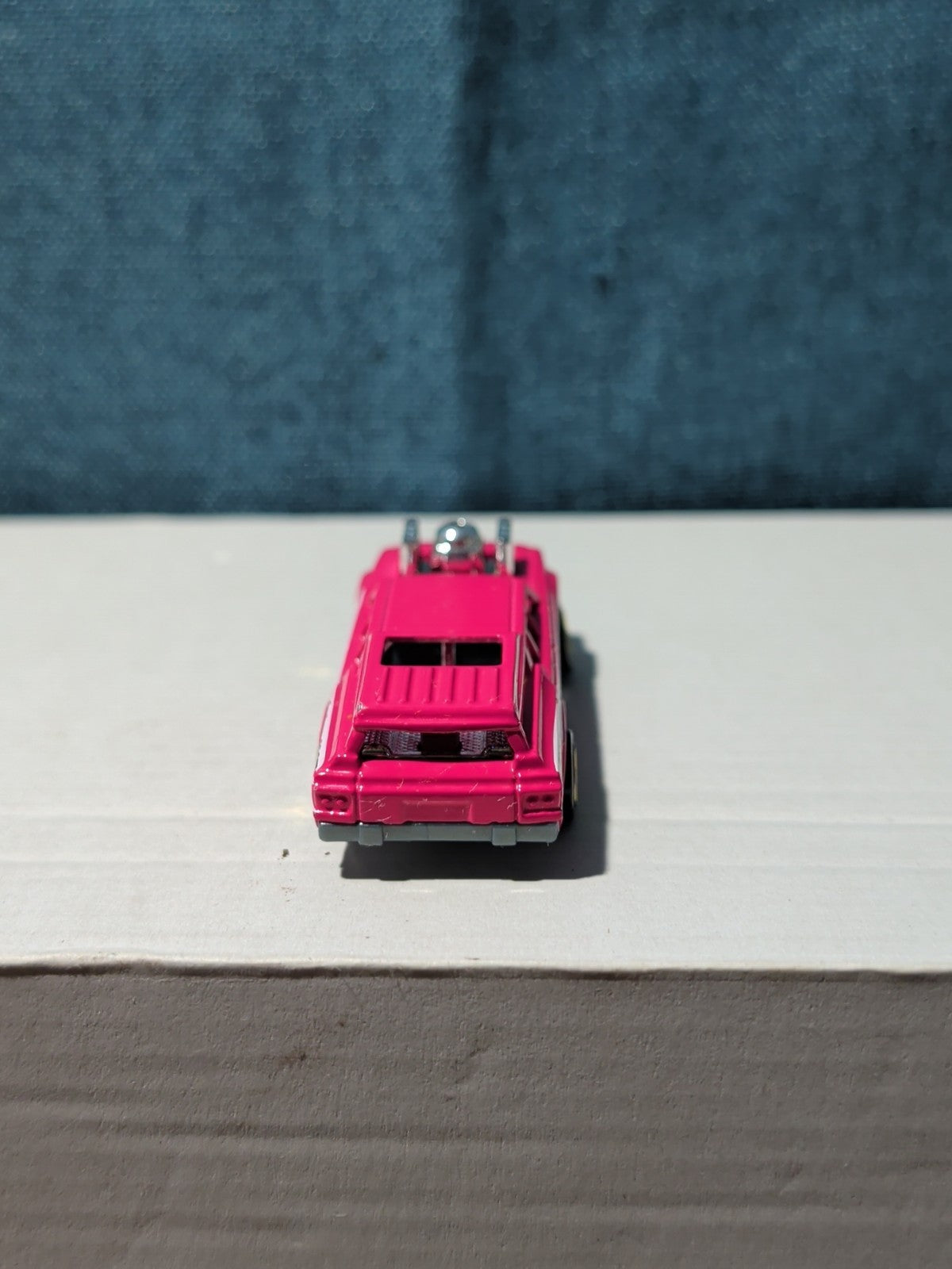 Hot Wheels Cruise Bruiser Pink | 2015 HW Wagons Demolition Derby | Loose Diecast