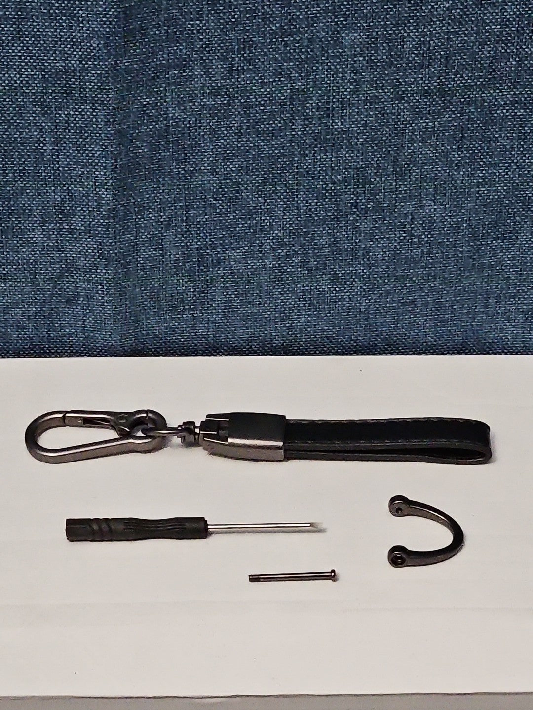 Genuine Leather GMC Car Keychain Set | Black Metal Key Ring Screwdriver Included