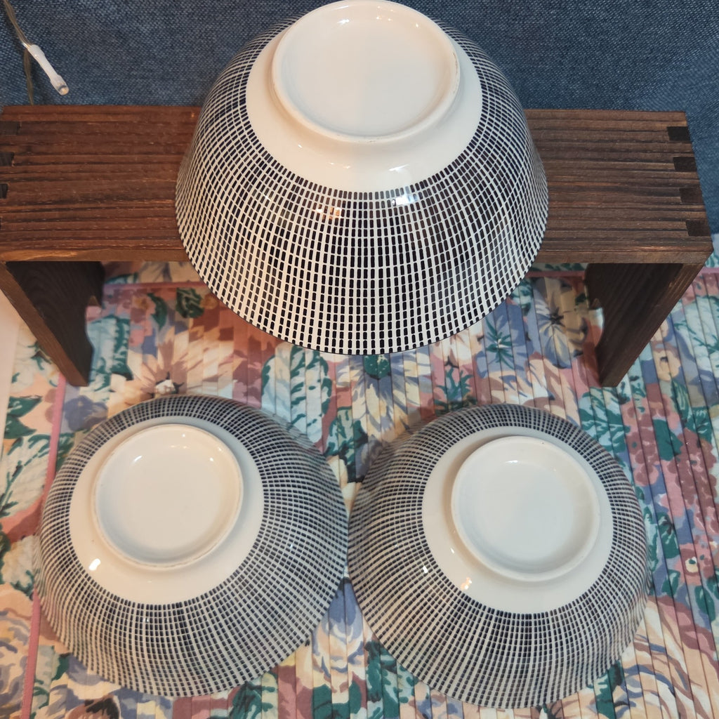 Royal Norfolk Set 3 Ceramic Bowls 6" Black White Dashed Swirl