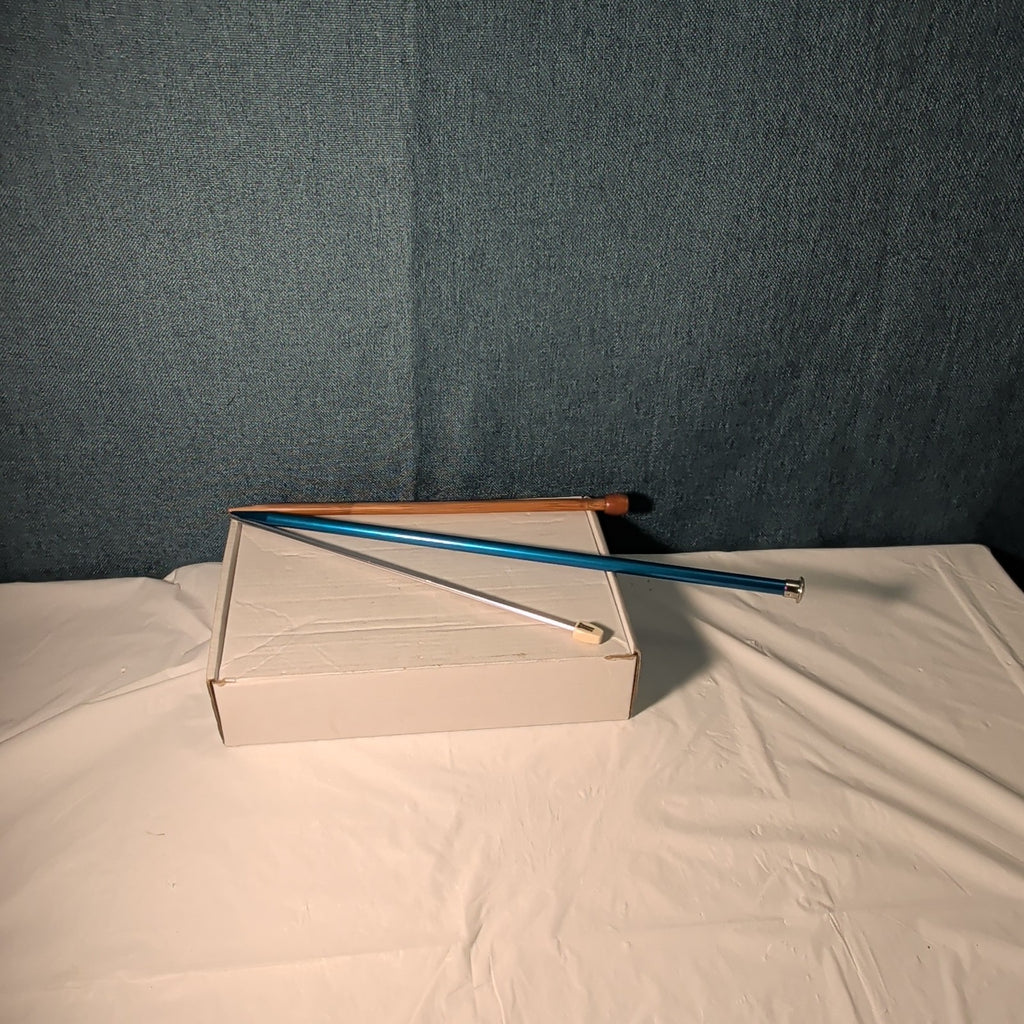 Boye Size 5 Aluminum Knitting Needle 14 Inch Single Point Teal Blue 6328 Vintage