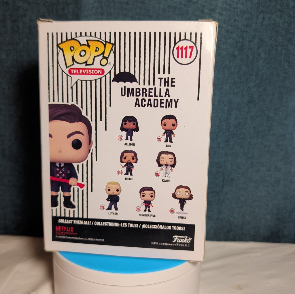 Funko Pop Television Umbrella Academy Number Five 1117 Vinyl in Box w Protector