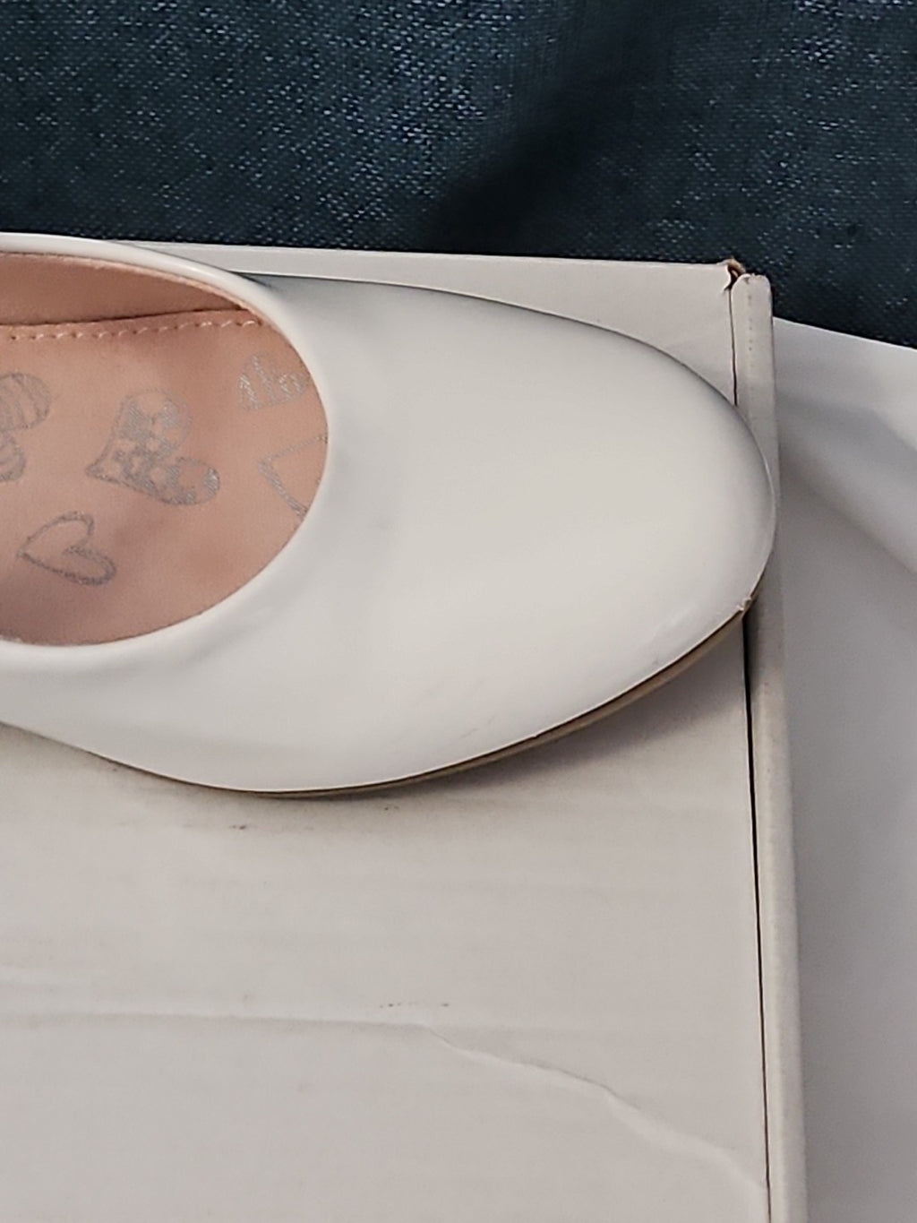 Olive & Edie Girls White Patent Heidie Pump Size 2 | Sparkly Glitter Heel Mary J