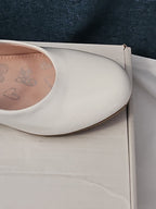 Olive & Edie Girls White Patent Heidie Pump Size 2 | Sparkly Glitter Heel Mary J