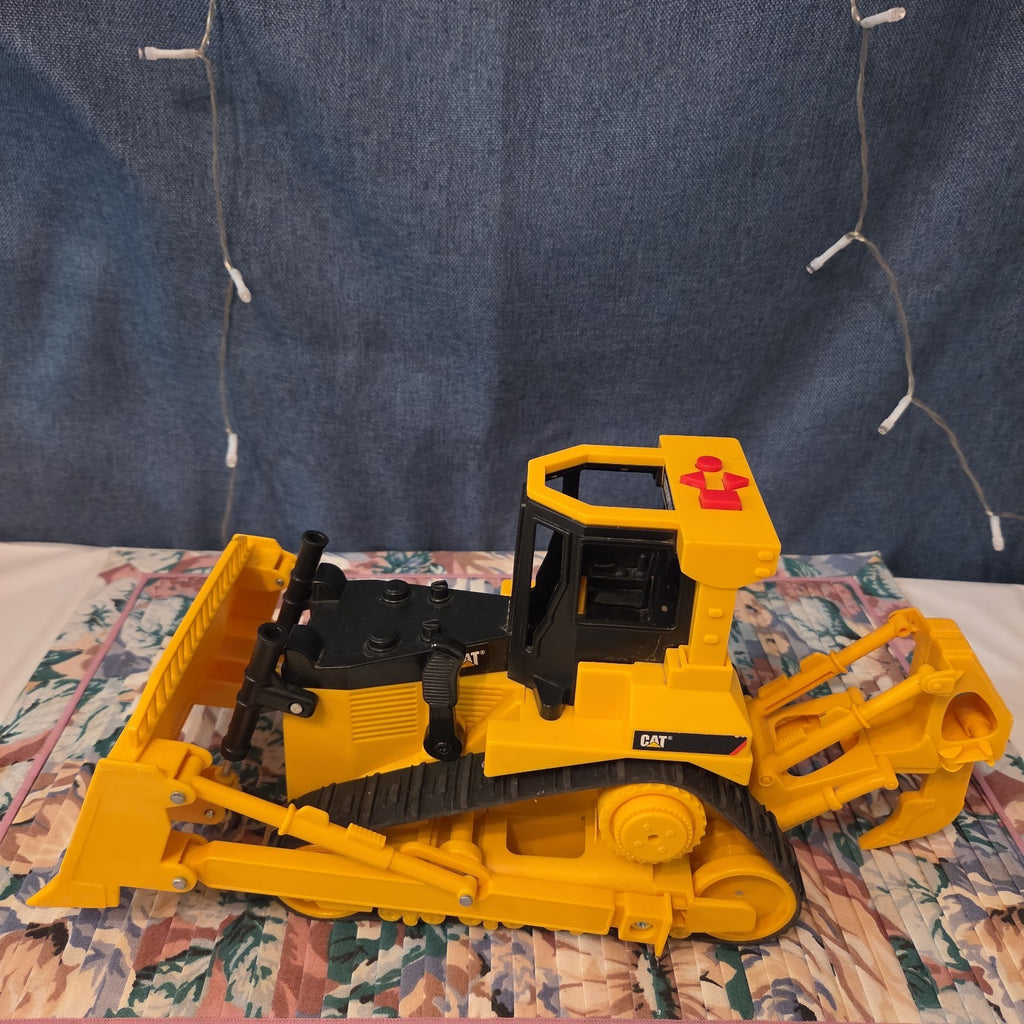 Caterpillar CAT Bulldozer Toy Plastic Construction Vehicle Y2K