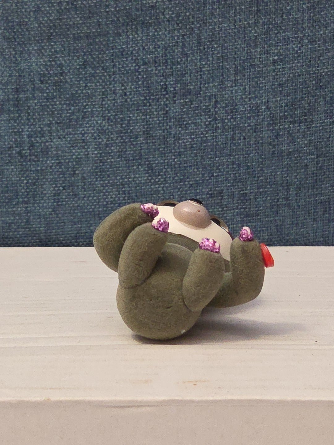 TY Mini Boos Series 4 Dangler The Sloth Figure | 2" Flocked Collectible | Glitte
