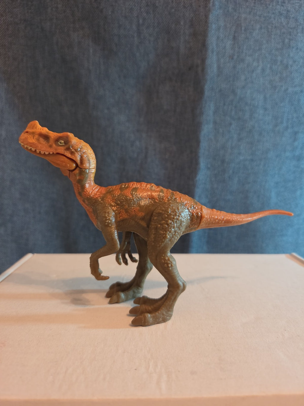 Mattel Jurassic World Attack Pack Proceratosaurus Dinosaur Action Figure