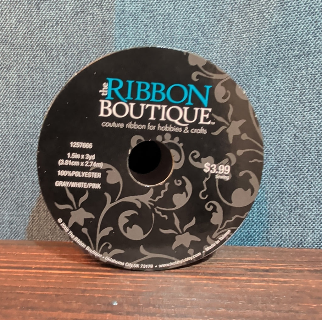 Ribbon Boutique Elephant Heart Grosgrain 1.5 in x 3 yd elephant