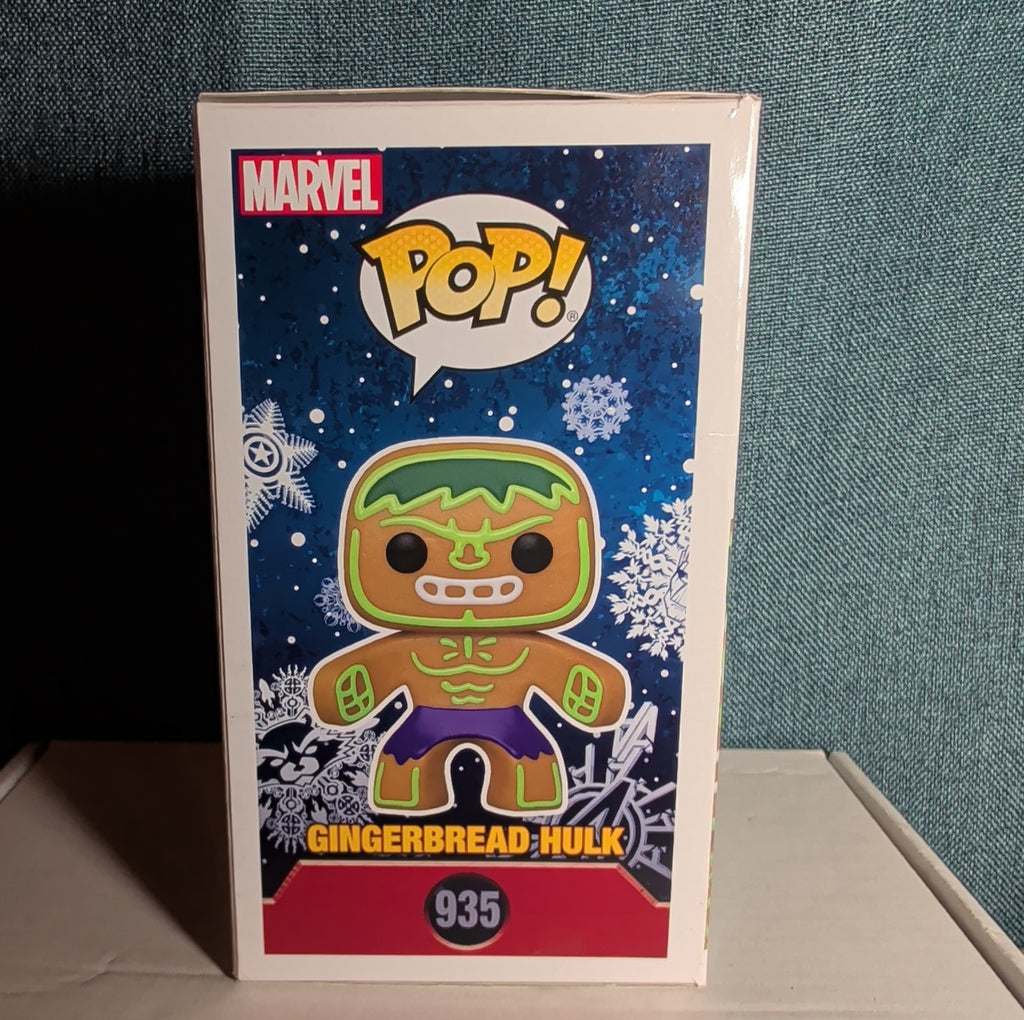 Funko Pop! Marvel: Holiday - Gingerbread Hulk #935 NIB with Protector
