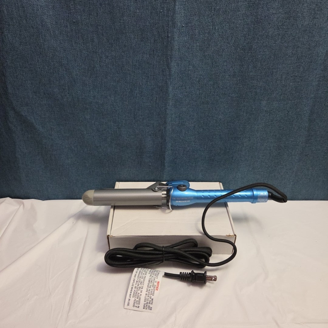 BaBylissPRO Nano Titanium 1.25" Curling Iron BNT125S New Open Box Professional