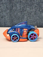 Hot Wheels Piranha Terror | 2013 First Edition | Blue & Orange Creature Car