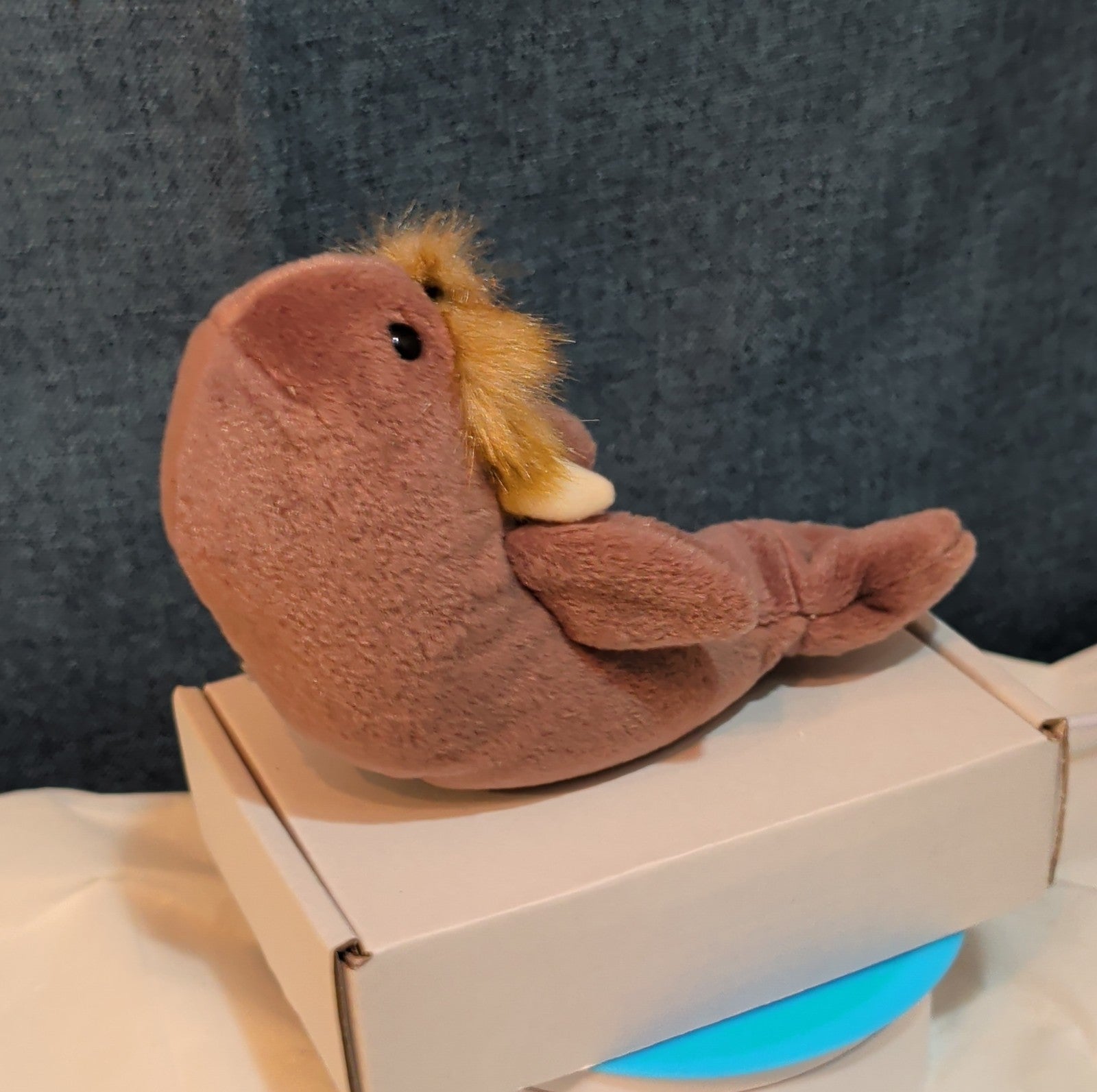 Ty Beanie Baby Jolly the Walrus 1996 Vintage Plush