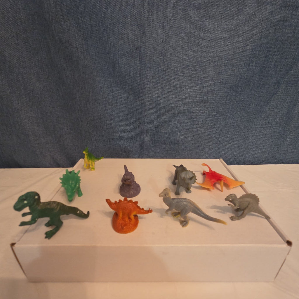 9 Mini Dinosaur Figures Box Set