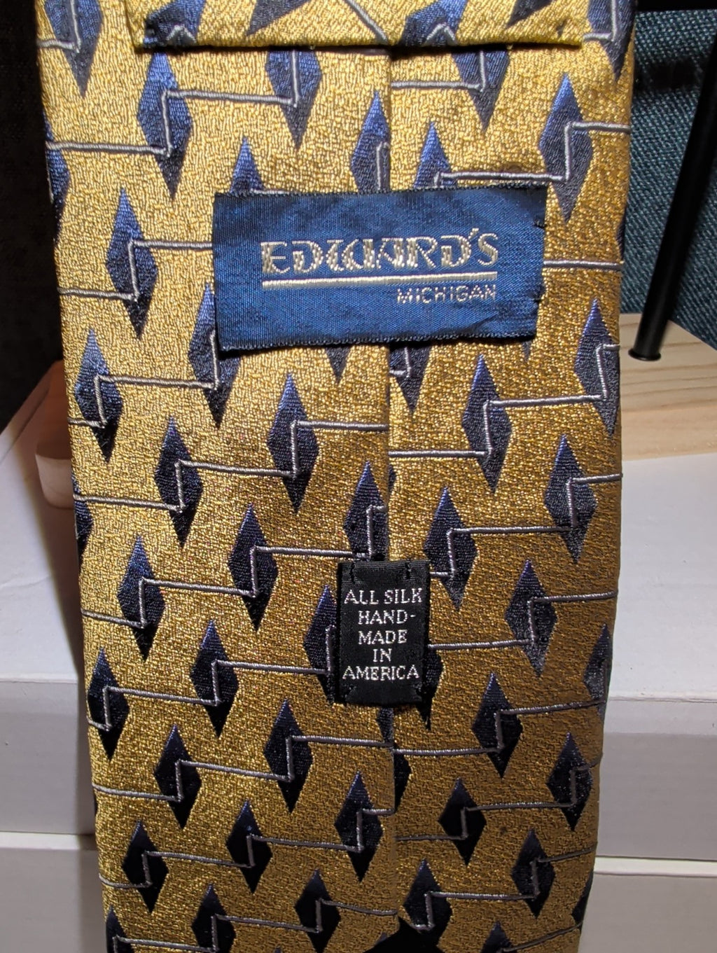 Vintage Edwards Michigan Silk Tie Gold Geometric Art Deco Men's Necktie 59"