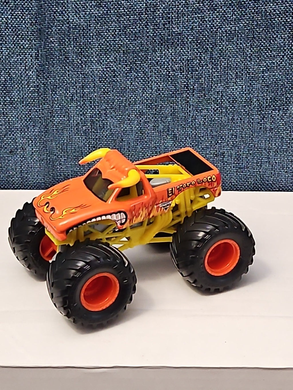 Hot Wheels El Toro Loco Monster Truck | Orange Crazy Bull | 1:64 Scale