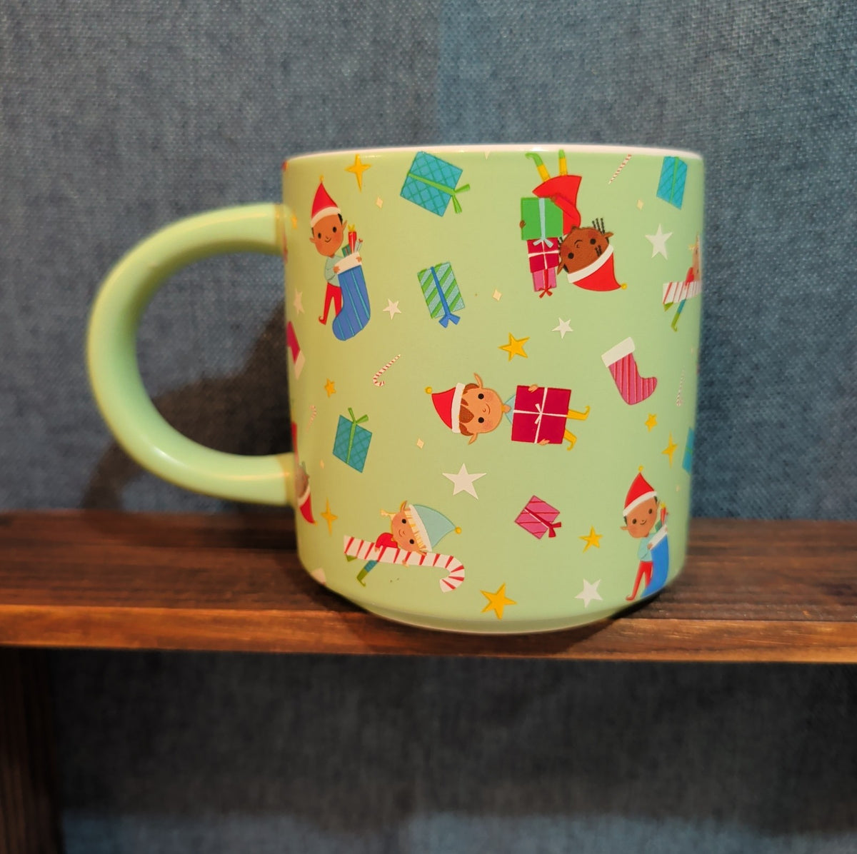 Target Wondershop 18 oz Ebony Glenn Christmas Elf ELVES Stoneware Coffee Mug