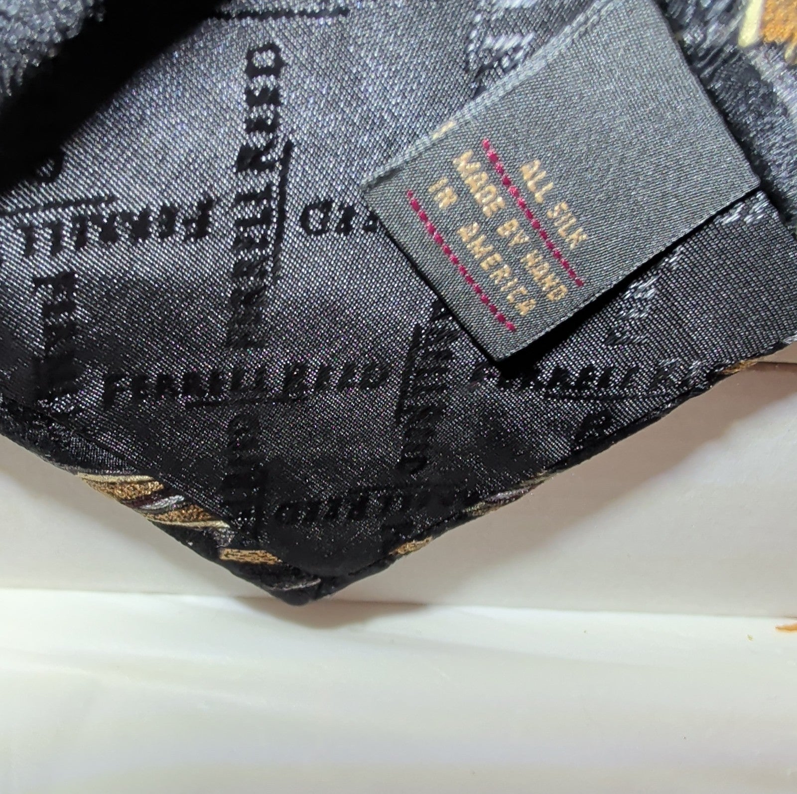 Vtg Ferrell Reed for Edwards Silk Neck Tie Black Gold Geometric Art Deco 59.5
