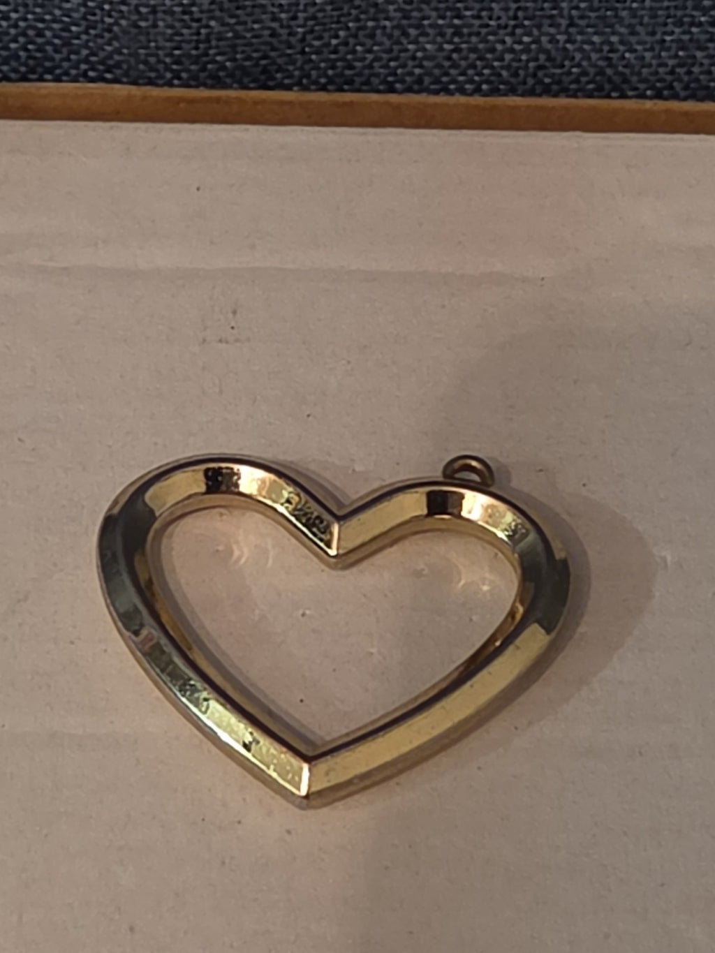 Open Heart Pendant Charm Silver Tone Vintage Y2K Vibe
