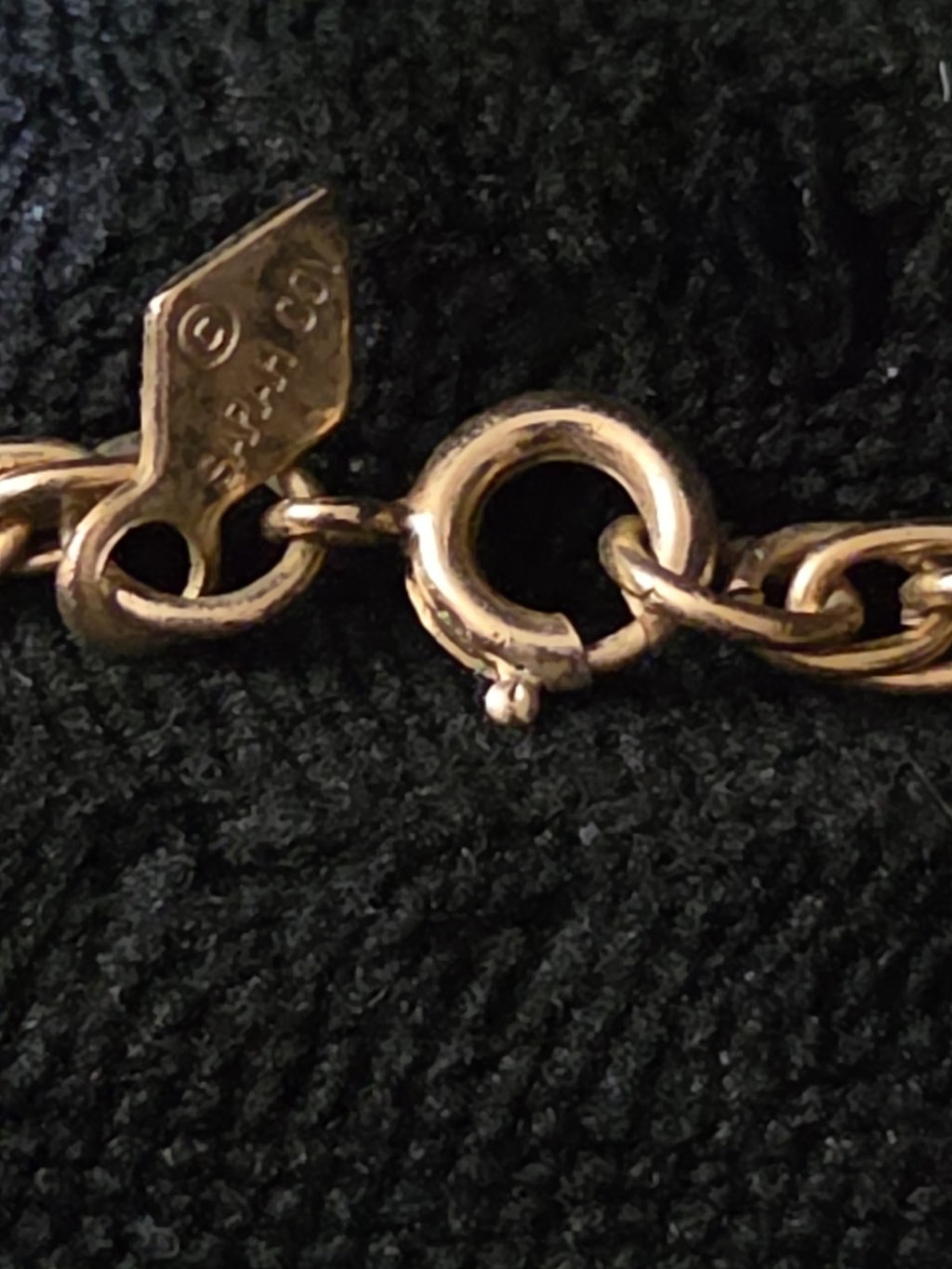 Sarah Coventry Emberwood Long Vintage Necklace 1975 Gold Tone Root Beer Amber