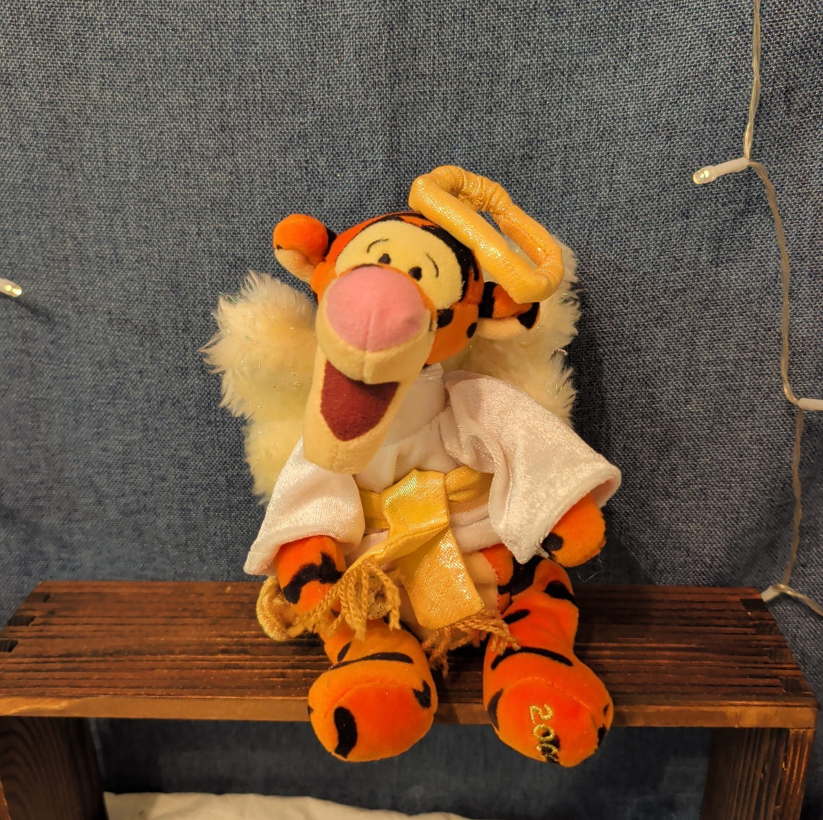 Disney Tigger Plush Lot Angel Mardi Gras Professor Pooh Blanket