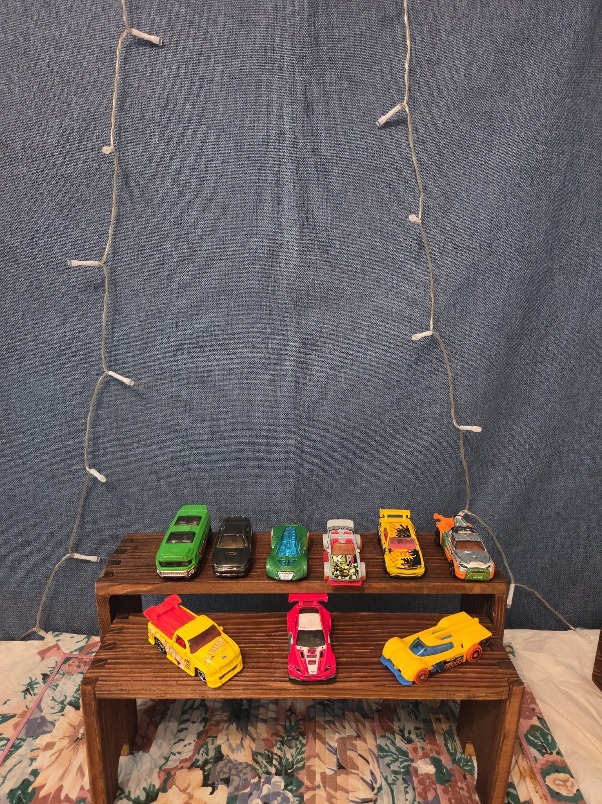 Hot Wheels Lot of 9 Assorted Die-Cast Race Cars 2000s Vibe