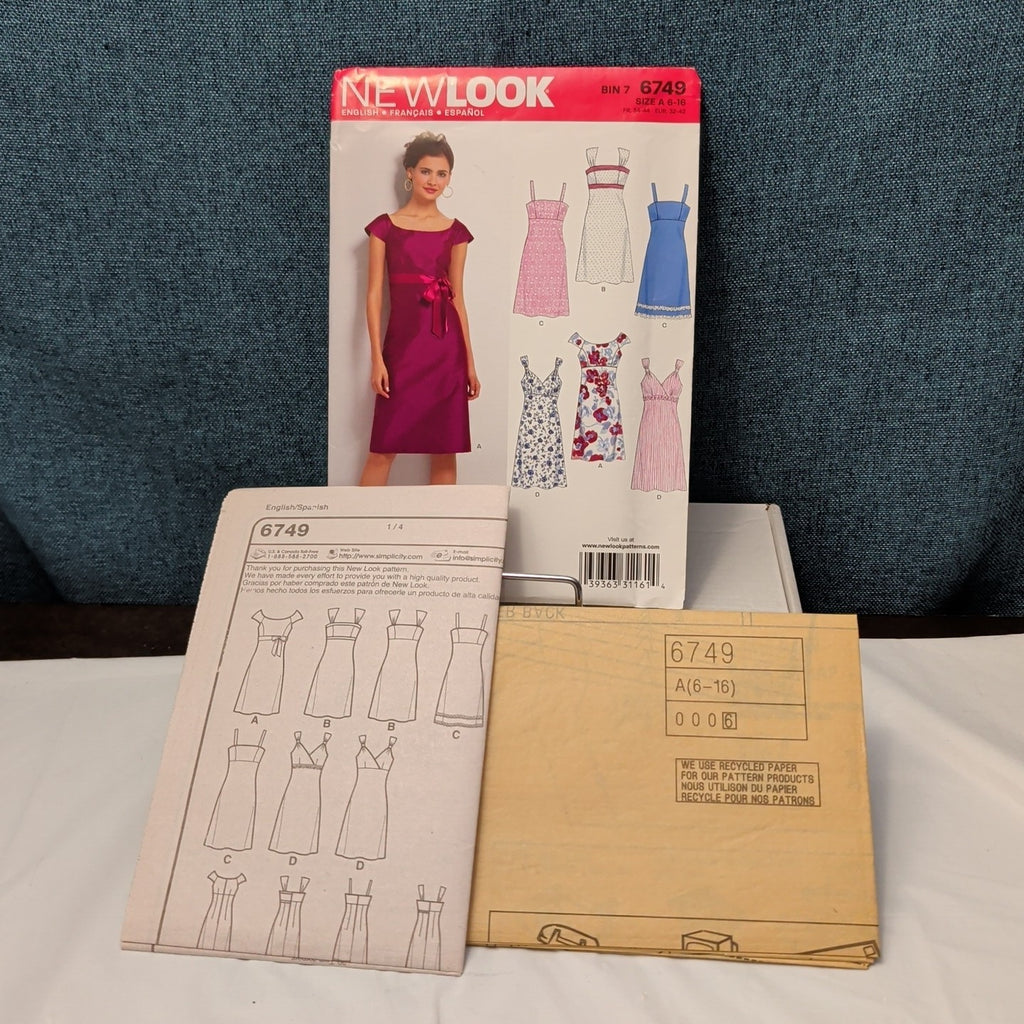 New Look 6749 Sewing Pattern Misses Dress Empire Waist Sizes 6-16 UNCUT Button